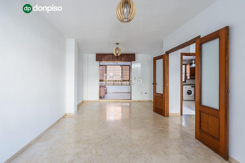 Foto 23a69a4f-cd75-4134-9c5e-eb3b496bc061. Semi detached house in calle del quijote 24 in Motril ciudad Motril