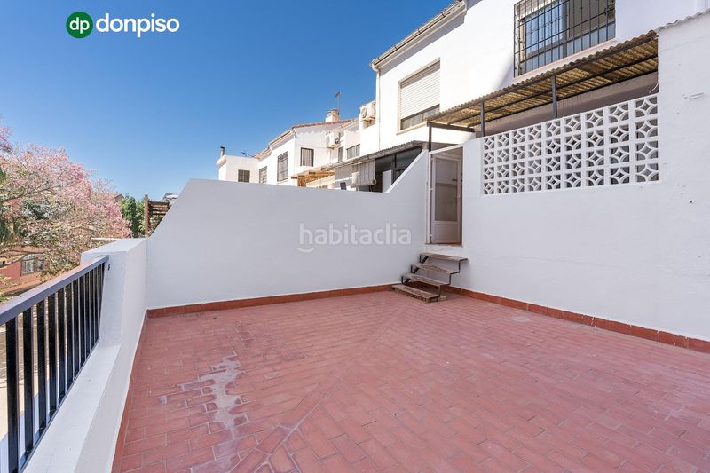Foto 594184ce-3f83-4619-912e-a6750a350567. Semi detached house in calle del quijote 24 in Motril ciudad Motril