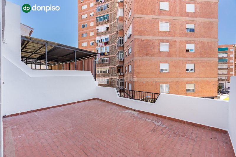 Foto 64aaf98b-6663-4545-b41d-3249027ac0a0. Semi detached house in calle del quijote 24 in Motril ciudad Motril