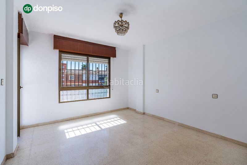 Foto 98184fad-f179-4df5-80a4-6ec937eb17a0. Semi detached house in calle del quijote 24 in Motril ciudad Motril