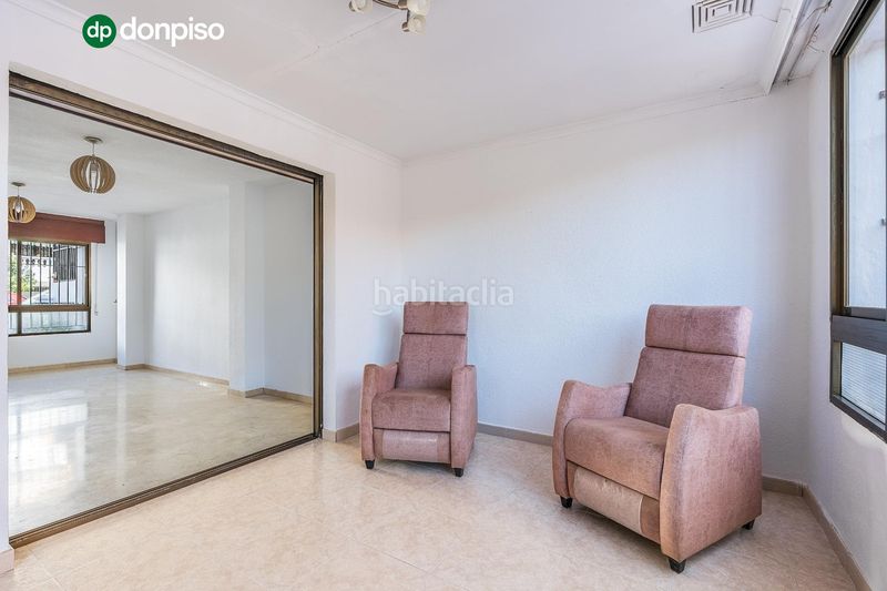 Foto a7b5e5e8-c92a-443d-9bad-7b5d4360a754. Semi detached house in calle del quijote 24 in Motril ciudad Motril