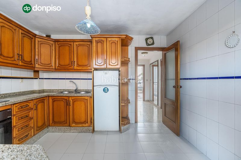 Foto d8d5be41-c52a-4681-8008-6e29dcf3593d. Semi detached house in calle del quijote 24 in Motril ciudad Motril