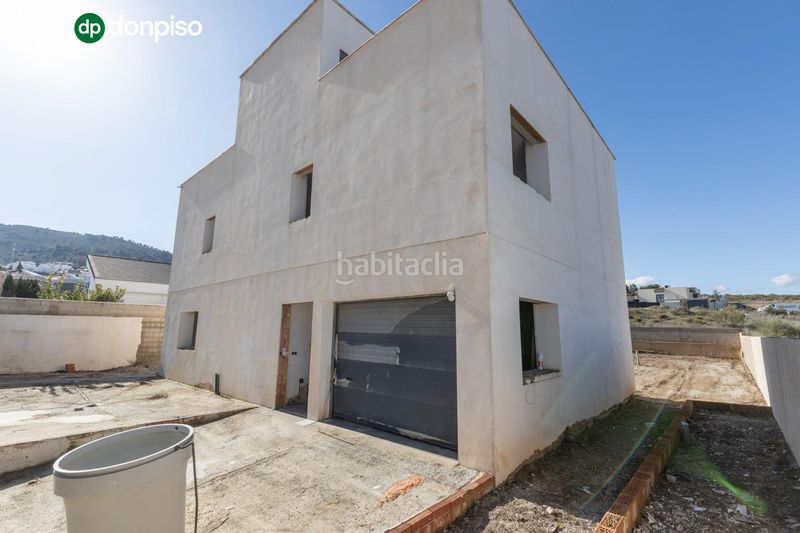 Foto 1f60ea12-57d6-4382-85dd-8245b3d5d4da. Chalet in calle puntal de las siete lagunas 18 in Dílar