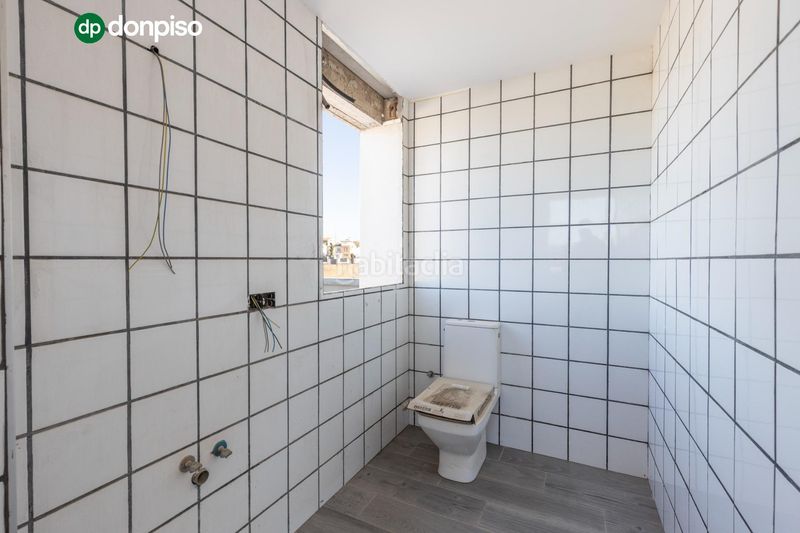 Foto 21c56b35-8948-4e75-a22e-20a1e3d04c90. Chalet in calle puntal de las siete lagunas 18 in Dílar
