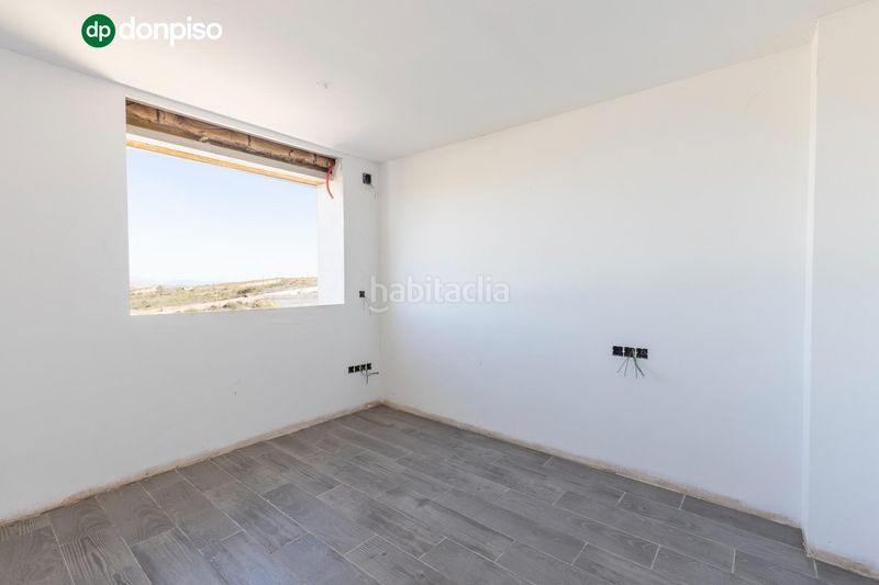 Foto ecfbd553-64dd-4475-921e-3a24c771554f. Chalet in calle puntal de las siete lagunas 18 in Dílar