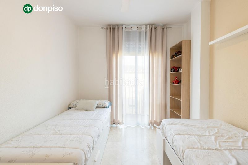 Foto ae1366dd-623a-46d8-916b-398f8c6bcf79. Casa adossada amb aparcament a Pulianas