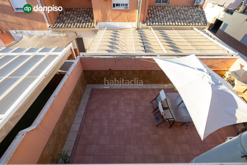 Foto 20baf183-cc73-455a-9152-06ce18d0ab05. Casa adossada amb aparcament a Pulianas