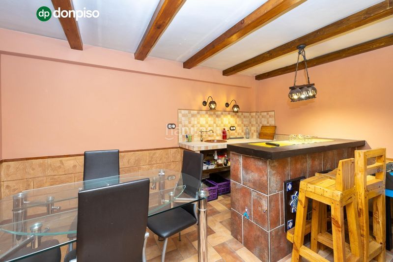 Foto 43866653-5160-430d-b2e7-e3e9b91db394. Casa adossada amb aparcament a Pulianas