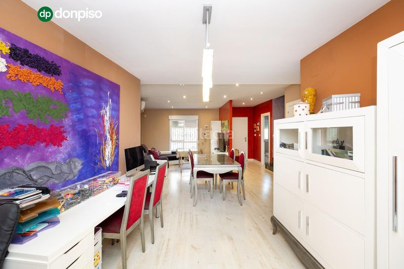 Foto afbcd826-f39d-4a62-b550-c2534e8a545b. Casa adossada amb aparcament a Pulianas