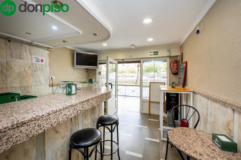 Foto 8b5c964a-bb44-41cb-bd7f-33d0a11a1fb8. Local commercial dans avenida avenida de madrid 21 dans Granada