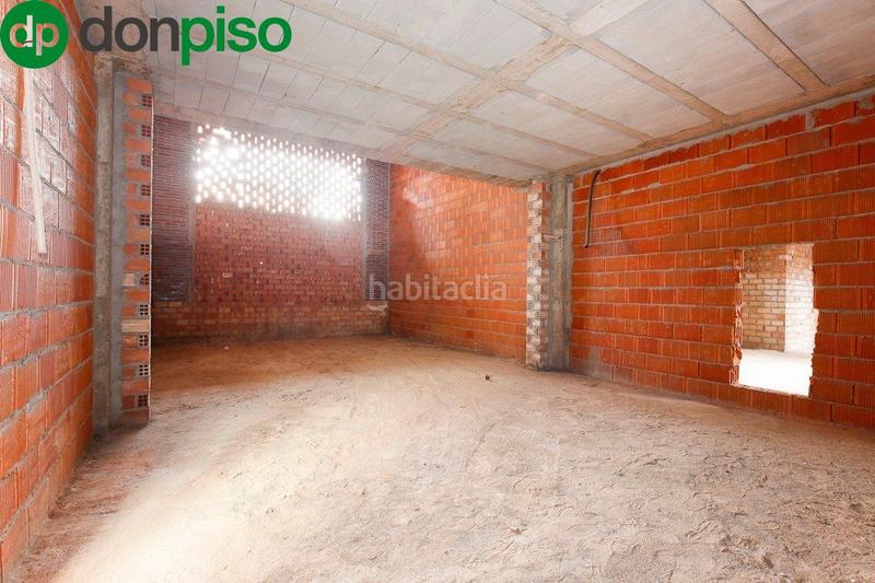 Foto 046718f0-51a1-4603-981f-6129b4f4217e. Local commercial dans Plaza de Toros Granada