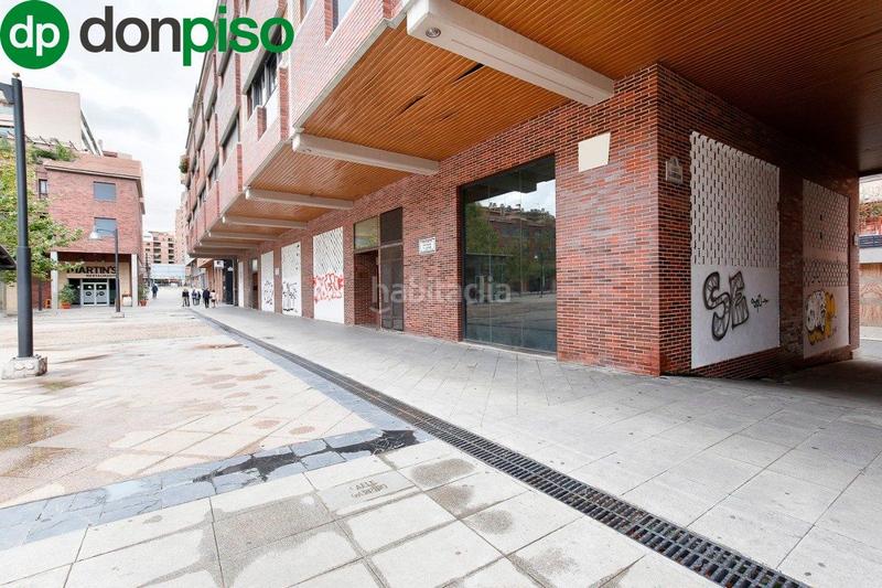 Foto 1c6aec61-8d90-4976-994d-52951872f304. Local commercial dans Plaza de Toros Granada