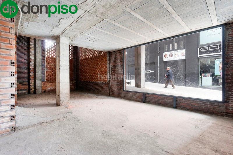 Foto 2f8fe1d7-9d0a-4456-85c7-507e753fe02e. Local commercial dans Plaza de Toros Granada