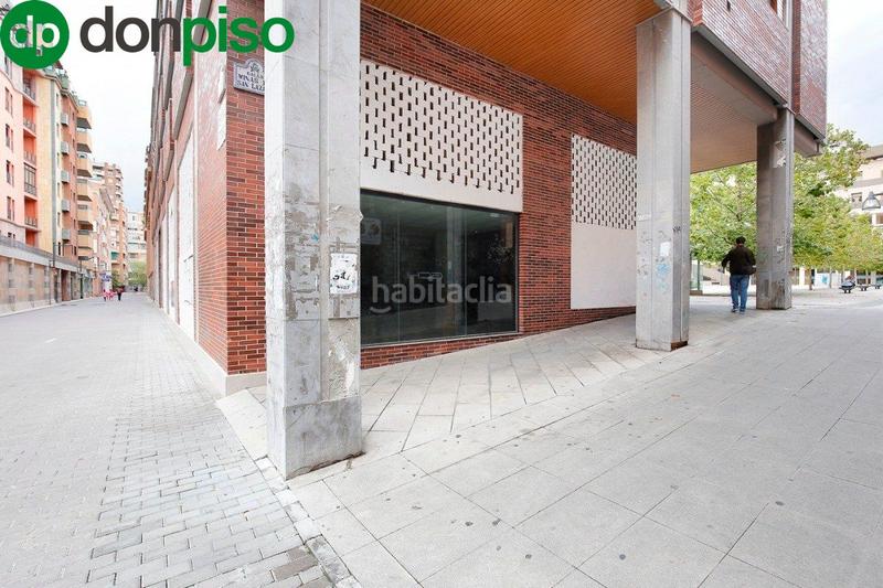 Foto 963e5929-8f2d-459a-9065-cc54e9b2713e. Local commercial dans Plaza de Toros Granada