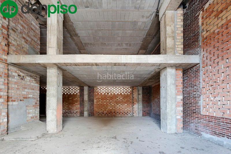 Foto d95ad434-82da-4d65-a8d3-39a97dfe133b. Local commercial dans Plaza de Toros Granada