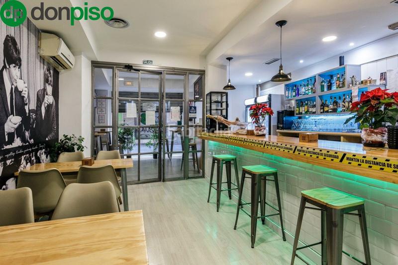 Foto 8640ed1e-e096-45c6-bd15-935f49c4e283. Local commercial dans Centro - Sagrario Granada