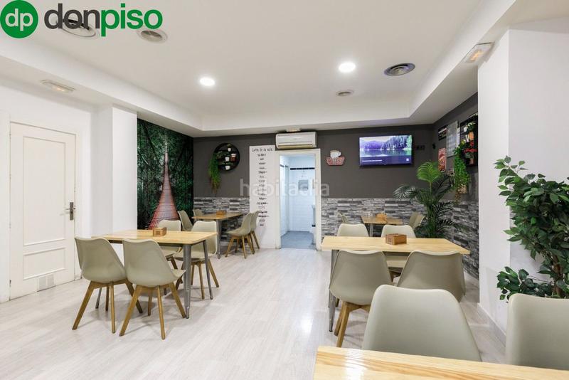 Foto c40fdd4b-fcf9-400a-90b5-483b53017f94. Local commercial dans Centro - Sagrario Granada