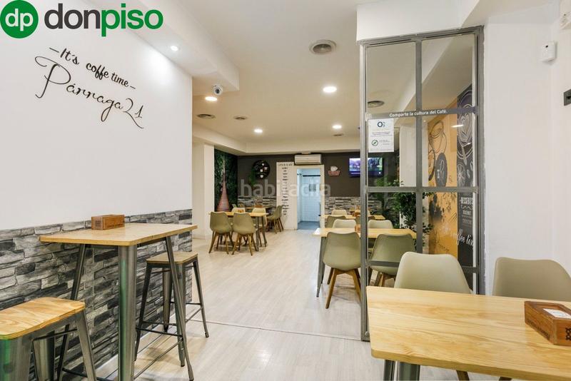 Foto fa5dc9c4-d6b3-4cf4-baea-445efd736882. Local commercial dans Centro - Sagrario Granada