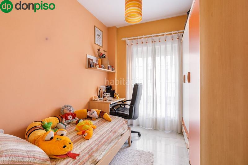 Foto 56c414ab-afd7-4eab-8852-35908b7964bd. Haus mit heizung parking in Barrio de Zaidín Granada