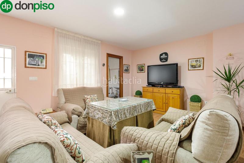 Foto bdcc5746-d4d5-4782-a3da-f2151c76094b. Haus mit heizung parking in Barrio de Zaidín Granada