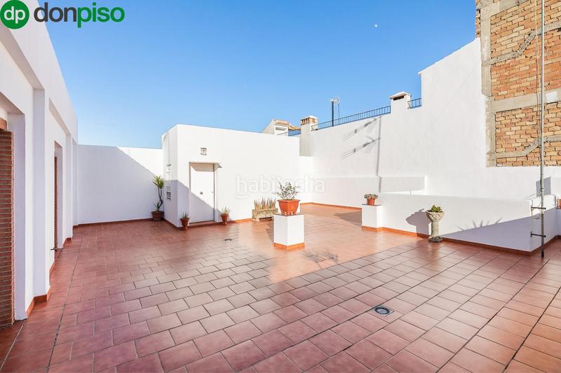 Foto feb95a08-f208-4db6-9d58-4f1c099ab93b. Haus mit heizung parking in Barrio de Zaidín Granada