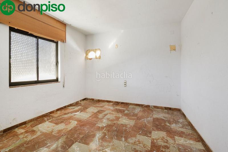 Foto b178810e-57d1-4d4d-af69-632413459615. Masía chalet con piscina y terreno en el centro de las gabias en Gabias (Las)