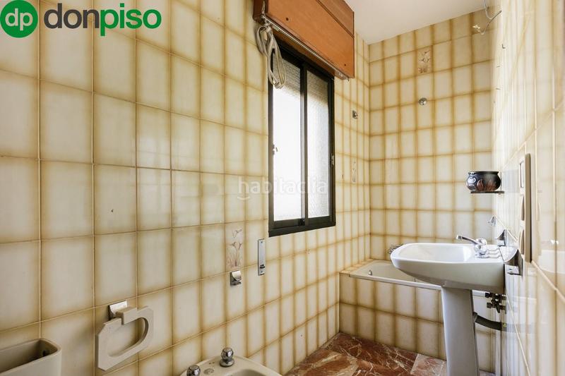 Foto f1590d9e-f5fc-4d94-9a64-6f6cabec53a2. Masía chalet con piscina y terreno en el centro de las gabias en Gabias (Las)