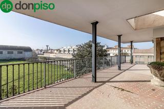 Masia  Carretera malaga. Casa con terreno y nave en santa fe