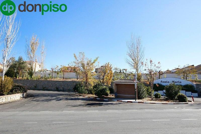 Foto 2327ff80-b5fa-4af7-8640-6d4258a51b36. Terrain résidentiel dans Gójar