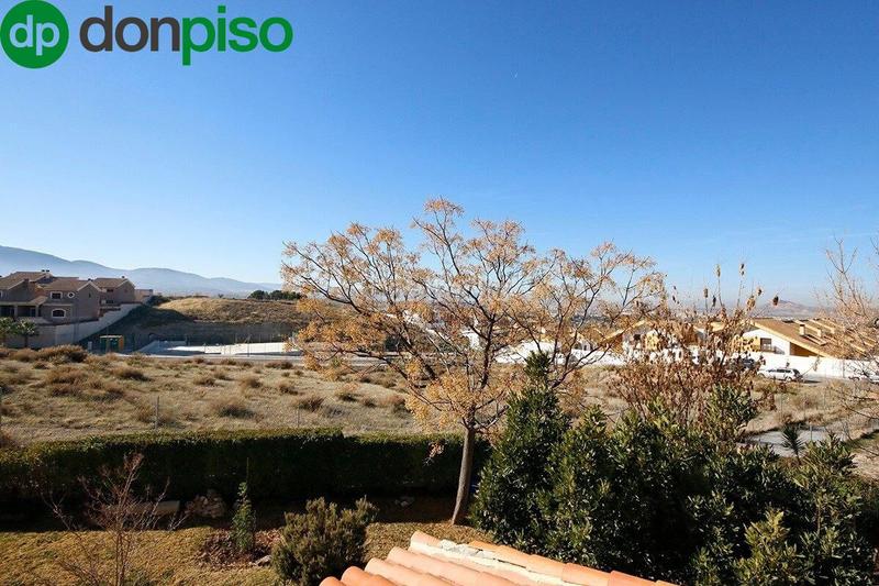 Foto 97333913-8205-4fd8-993a-60428e232cda. Terrain résidentiel dans Gójar