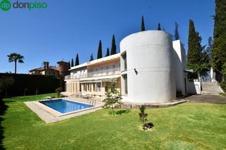 Chalet  Calle eolo. Cortijo del aire