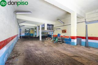 Local commercial  Calle santa barbara. Local comercial en severo ochoa.