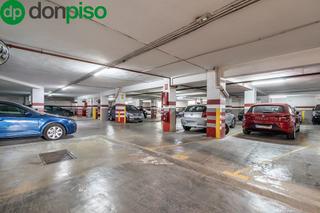 Aparcament cotxe a Calle fray luis de leon 2. Garaje a la venta en zona hipercor