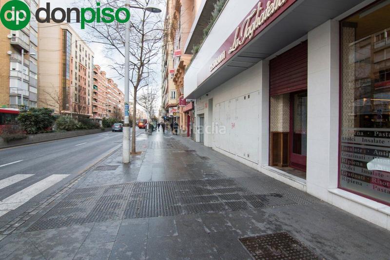 Foto b0c308ec-947d-4f4c-a1b5-6ed012c6b05e. Parking voiture dans Camino de Ronda Granada