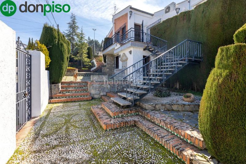 Foto 513f5df7-20f0-487b-b24e-2ea2085669ee. Chalet venta de chalet tipo villa zona colinas bermejas en Monachil