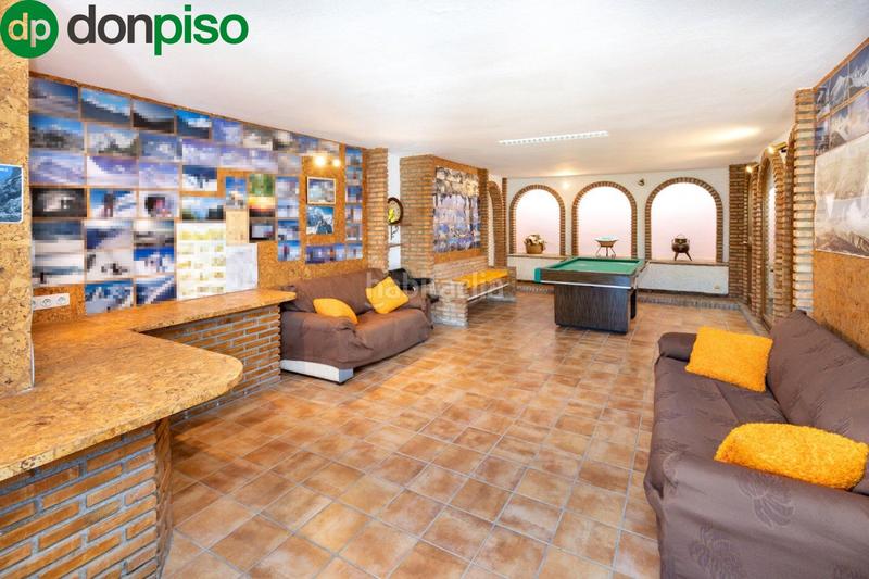 Foto 5b09255f-f6d6-4a71-be7e-273c7a5a63aa. Chalet venta de chalet tipo villa zona colinas bermejas en Monachil