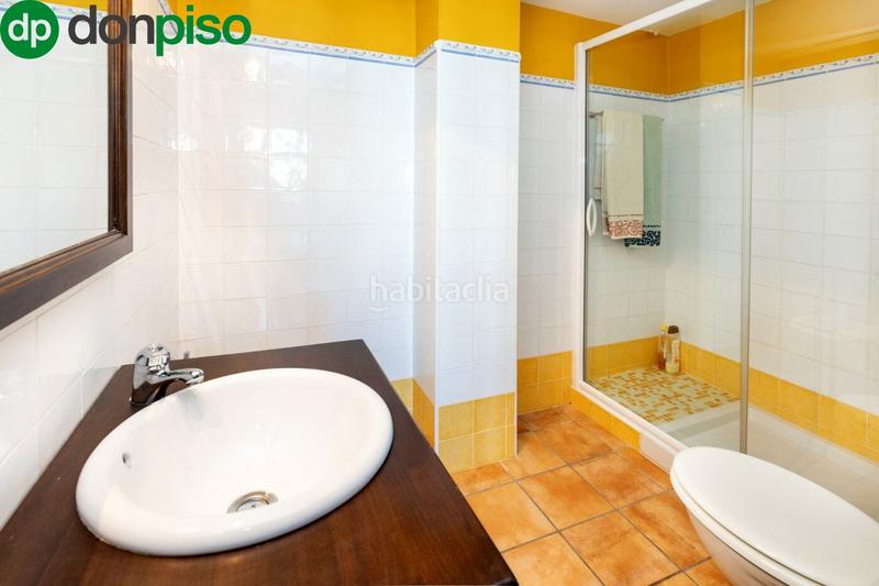 Foto a98c4d3c-07db-4387-8288-2a1398eb6e78. Chalet venta de chalet tipo villa zona colinas bermejas en Monachil