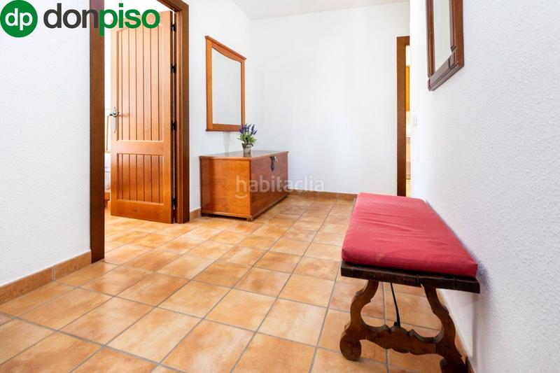 Foto b05f2848-356a-48da-b90d-7ac91f30a46b. Chalet venta de chalet tipo villa zona colinas bermejas en Monachil