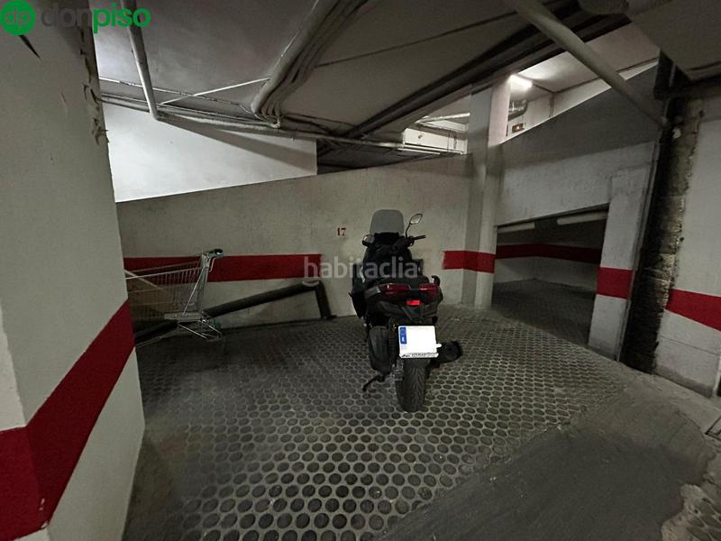 Foto 0b4230f7-09fb-45da-b64e-b7df9645db5f. Autoparkplatz in Pajaritos Granada