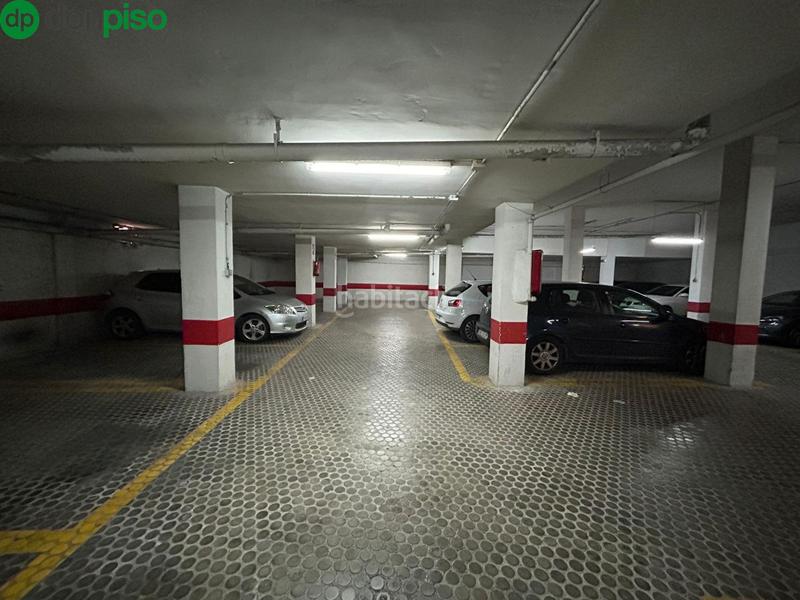 Foto 6488433d-cf7d-4265-b243-710773c3199a. Autoparkplatz in Pajaritos Granada