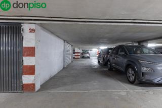 Parking coche en Avenida andalucia 5. Estupenda plaza de garaje super bien situada en villarejo!! por