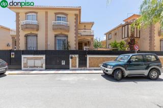 Casa aparellada  Cañada del tesorillo. Precioso chalet pareado en la mejor zona de atarfe