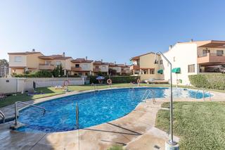 Casa adossada  Paseo maritimo. Fantástica casa en pleno paseo marítimo de salobreña.