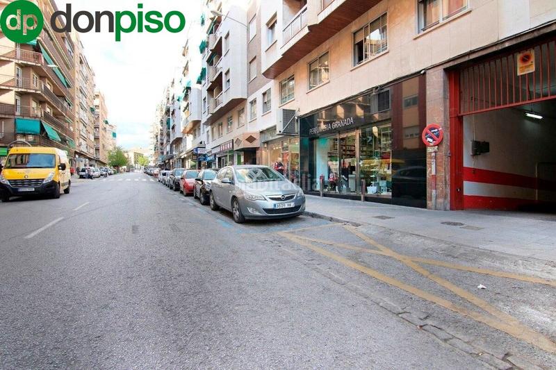 Foto e8d8408e-d0b9-4d1e-acfc-abdfa1a976fb. Posto auto in calle emperatriz eugenia 5 in Camino de Ronda Granada