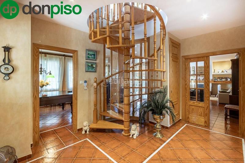 Foto 62685a7d-5e2c-4ad4-9b63-3431ecfa4f83. Haus mit pool in La Zubia Ciudad Zubia (La)