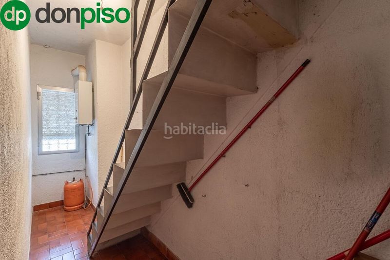 Foto b13a0d2a-4a43-45d9-8537-96436ff80666. Casa amb aparcament piscina a Lancha del Genil Granada