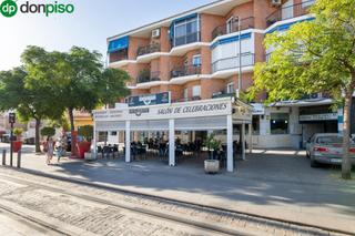 Local Comercial en Calle SANTA TERESA 2