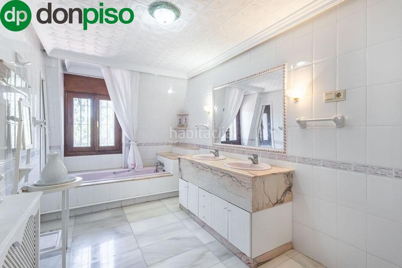 Foto c3631dd9-59d2-4308-ad58-65f4c39d38c2. Casa amb calefacció aparcament a Purullena