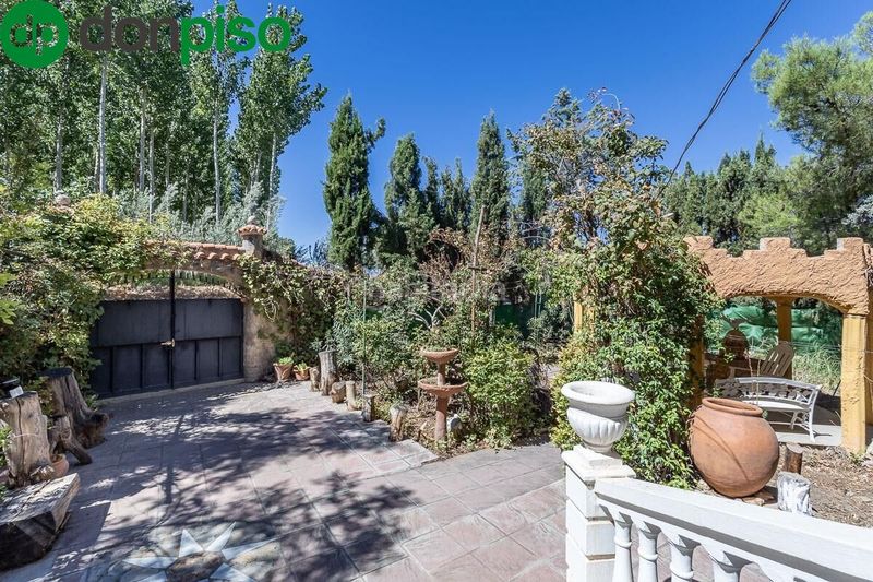 Foto ee8a40ca-bbc0-4b9c-8a79-c2e2868bdc00. Casa amb calefacció aparcament a Purullena