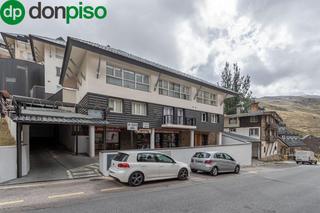Piso en Calle fuente del tesoro 54. Piso de 4 estancias con garaje y trastero en zona media de sierr